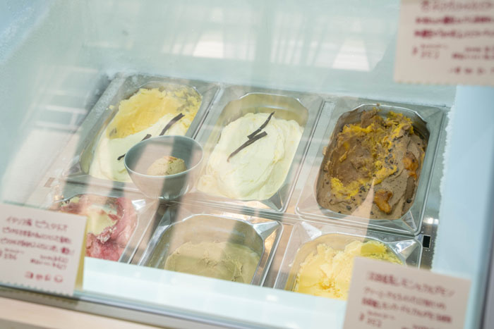 「パレード伏見洋菓子店」アイスクリームの画像