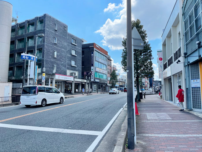 「京鹿六せんべい本舗 宇治店 」前の通りの画像