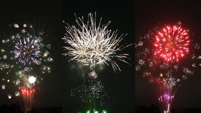 和束町秋まつりの花火画像