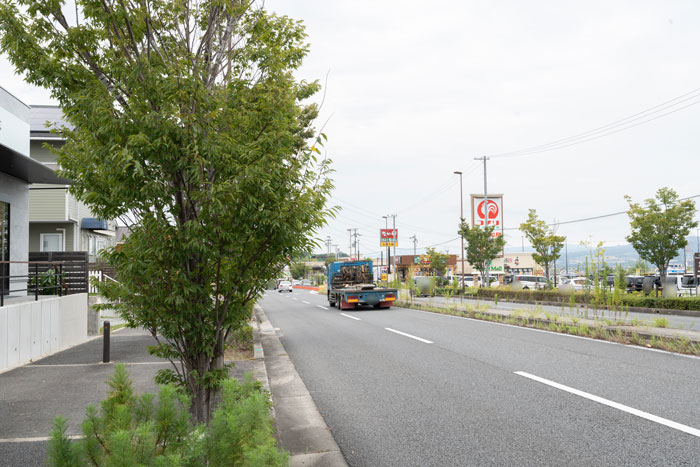 「フォレストモール京田辺」前の画像