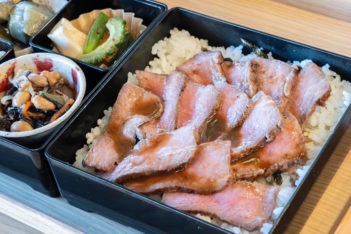 「手作りご飯と珈琲 雨のちハル」