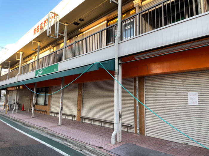 「スーパーツジトミ 京田辺店」があった建物の画像