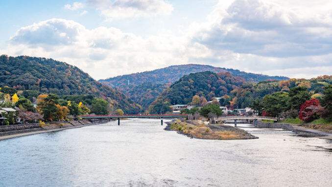 宇治川の景色の画像