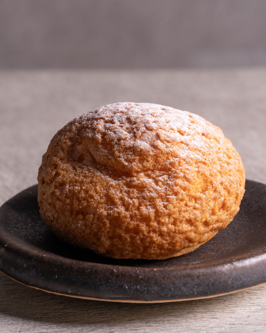 「WHITE MAGIC SWEETS&Co」シュークリーム１