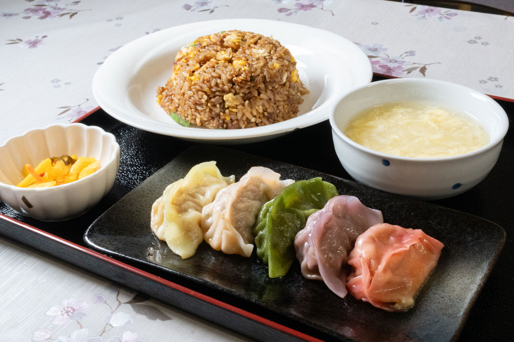 カラフル餃子の画像