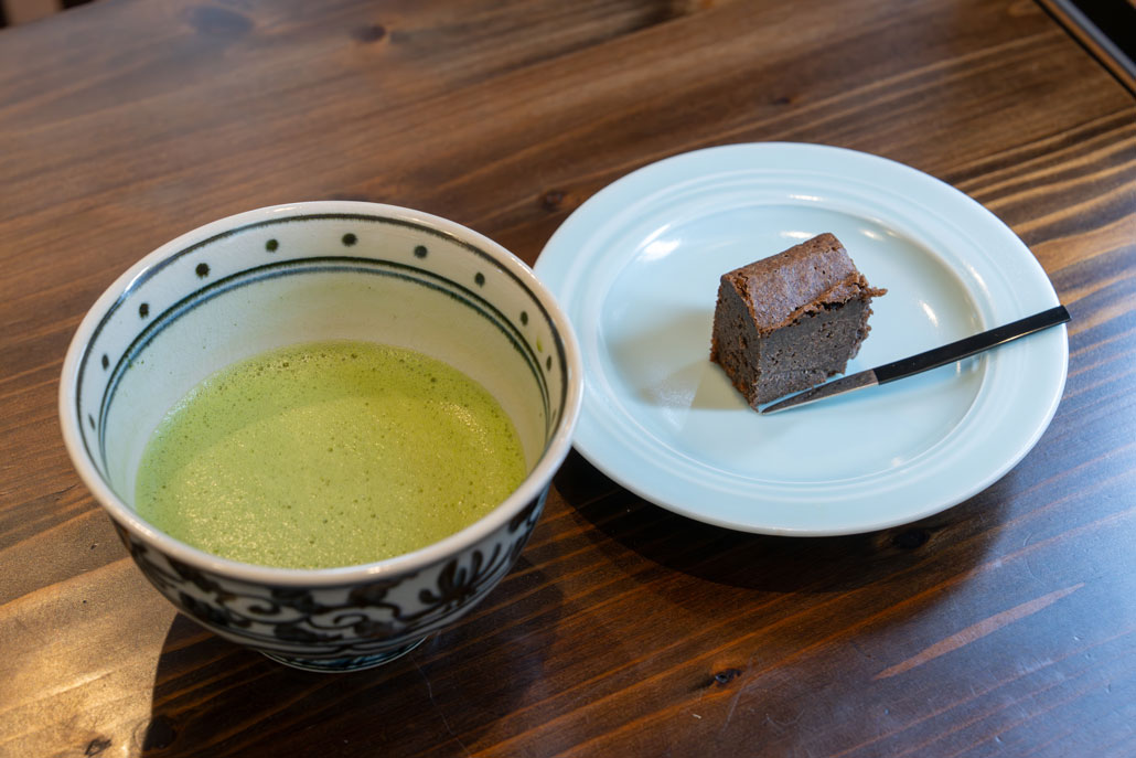「Cafe da ENDO」　抹茶とチョコレートケーキの画像
