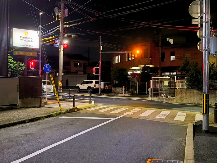 「宇治市西消防署」そばの新しい信号機の画像