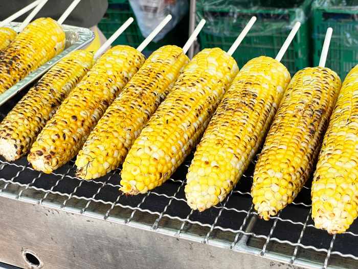 焼きもろこしの画像