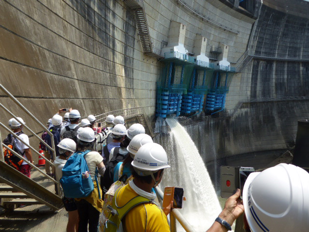 ダムツアーの画像