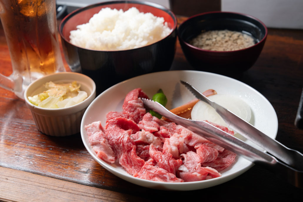 「昭和牛丸本店」　ランチ画像１