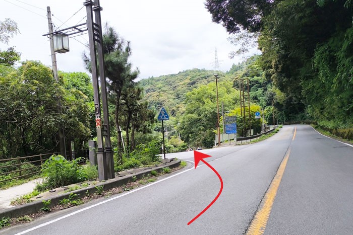 「自然の中の民家食堂 菜園」の行き方画像２