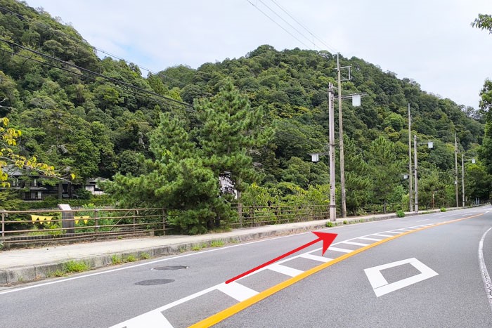 「自然の中の民家食堂 菜園」の行き方画像１