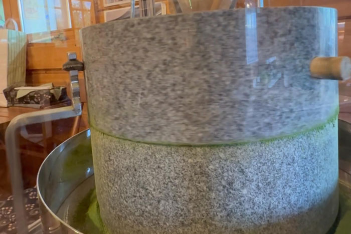 山甚の抹茶　石臼挽きの画像