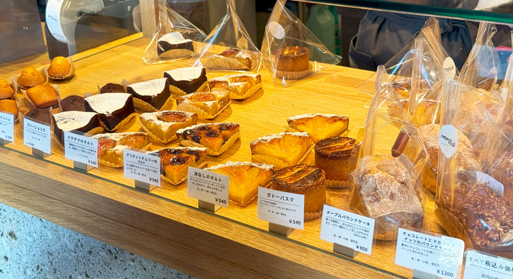 焼き菓子などのお店「MATERIAL165」　店内画像