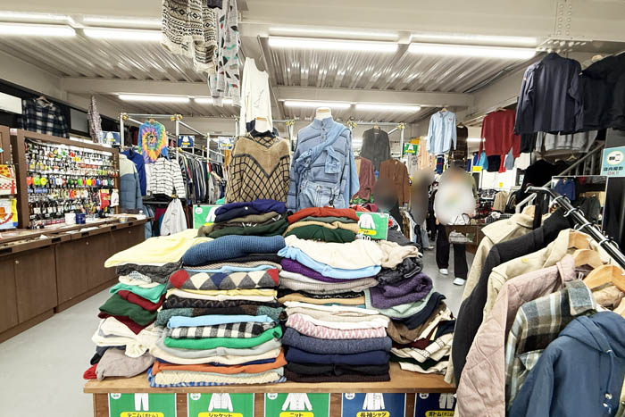 「3peace京都古着卸売倉庫」の画像