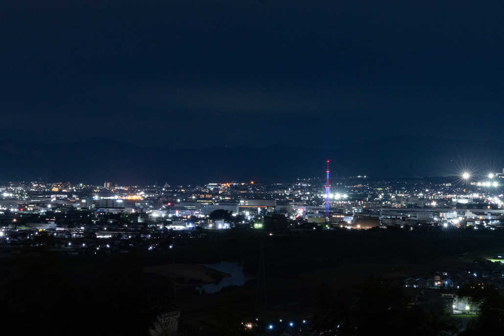 「鎮守の杜ナイトウォークinやわた」の夜景(久御山方面)の画像