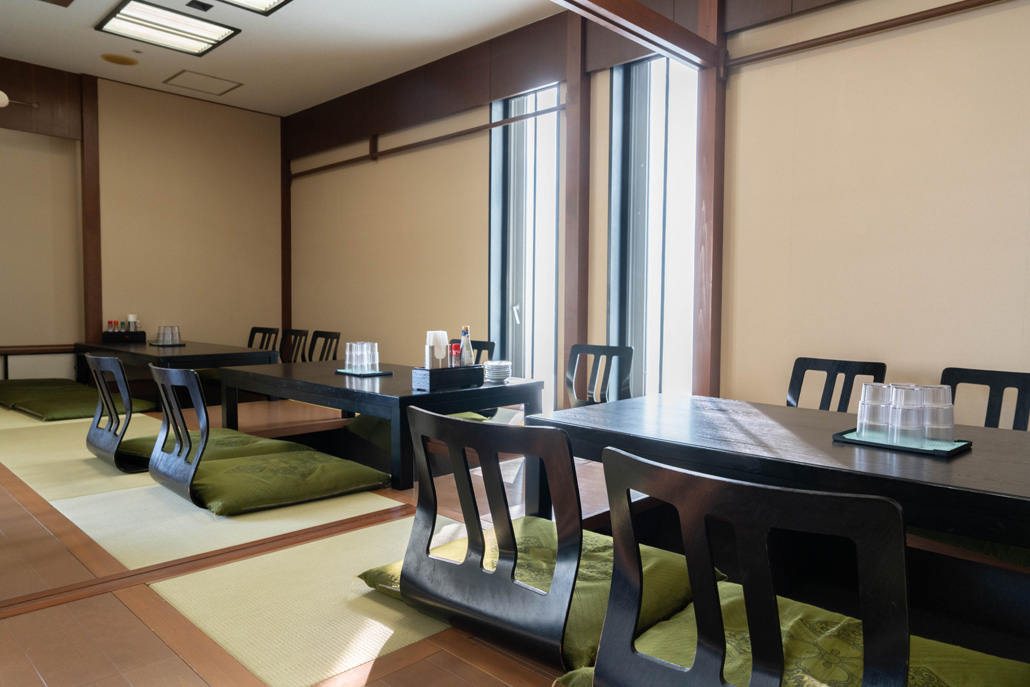 「さんとくうどん」　座敷の画像