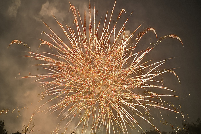 「令和７年度 和束町 茶源郷まつり」最後の綺麗な花火の画像