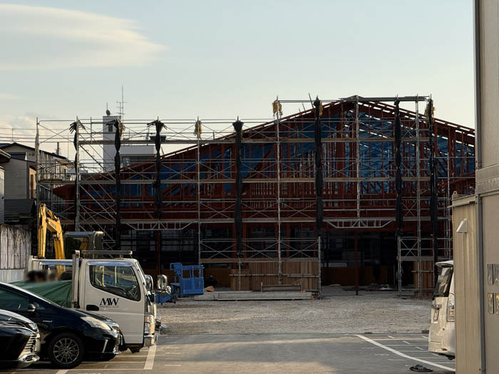 「ドラッグストアコスモス 伏見新町店」外観画像