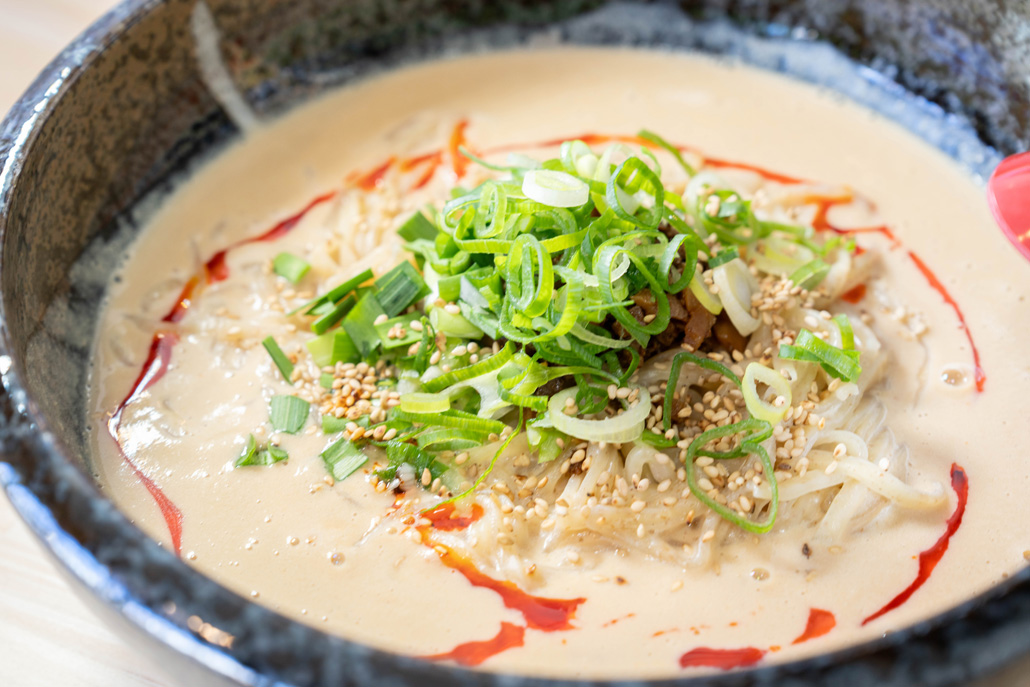 「担々麺三国志 六地蔵店」の画像