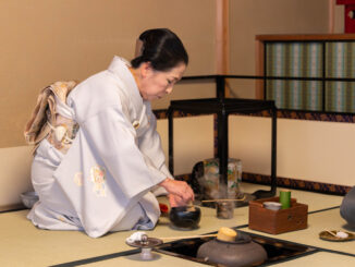 宇治市営茶室「対鳳庵」茶室開きの画像
