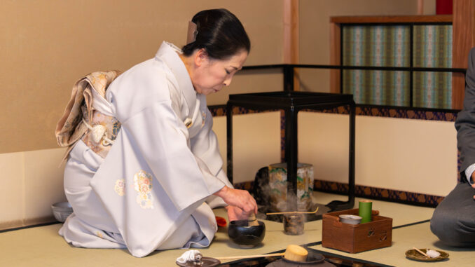 宇治市営茶室「対鳳庵」茶室開きの画像