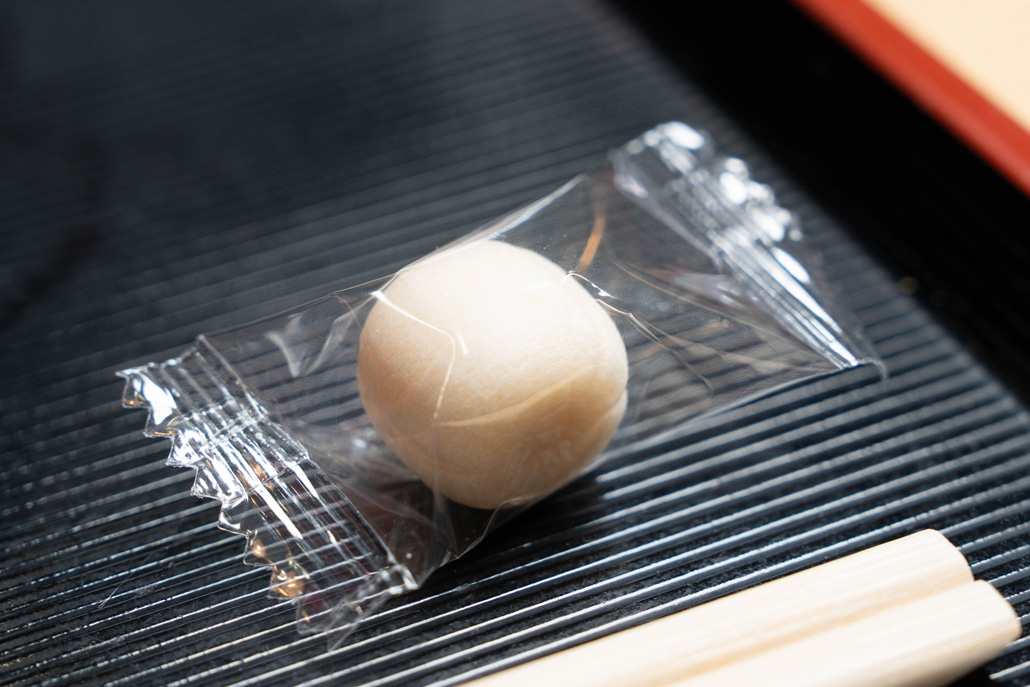 「憩和井 宇治市役所前店」　あめの画像