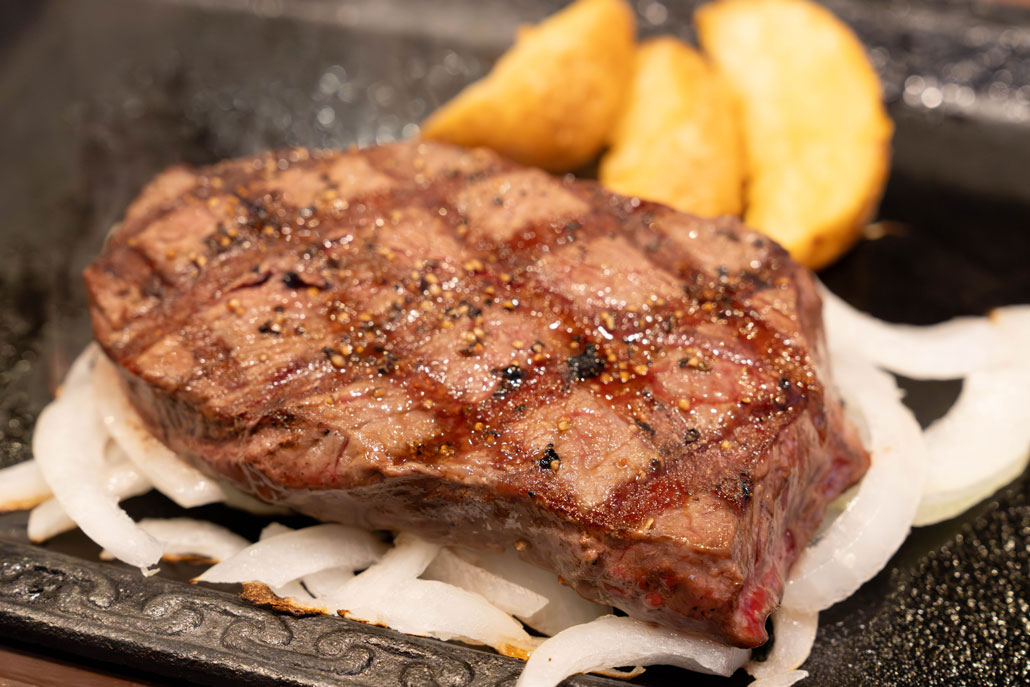 「ステーキガスト 松井山手店」　ステーキ画像