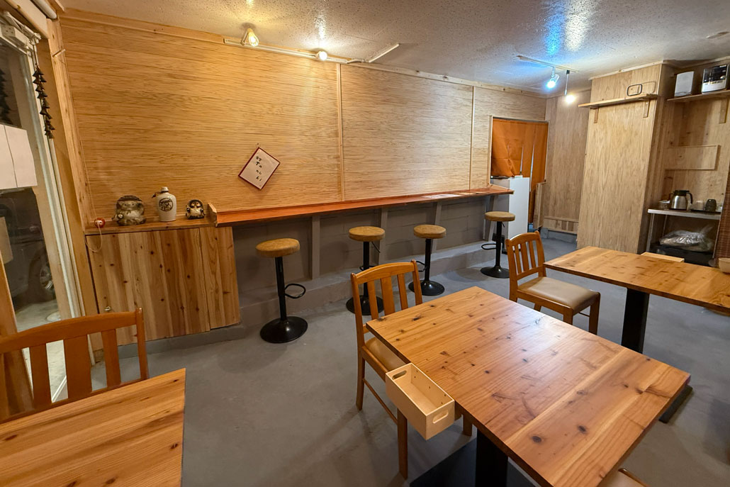 「食堂Tanuki」　店内画像