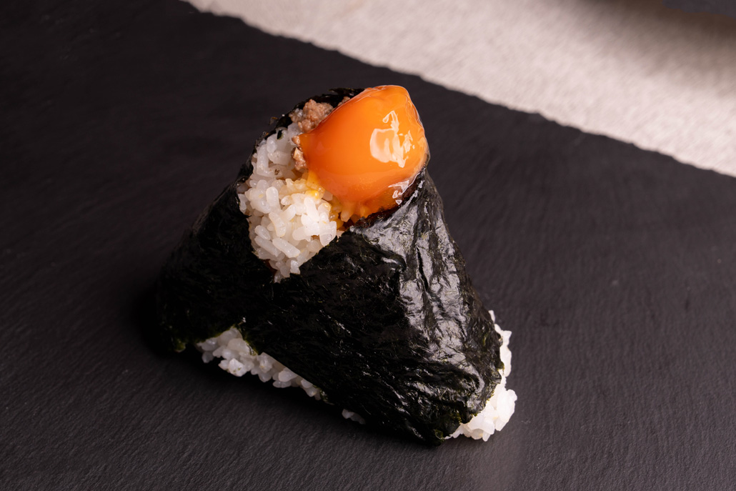 「おむすび 鈴 -suzu-」　おにぎり卵そぼろ画像