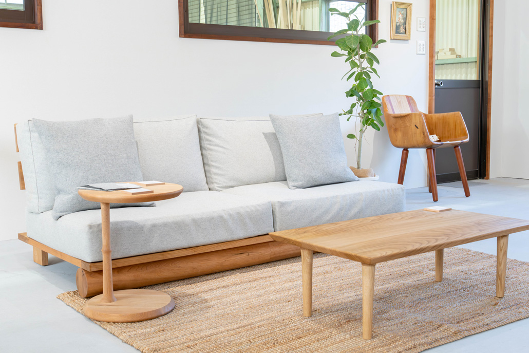 「YOKIGI」　ソファー画像１