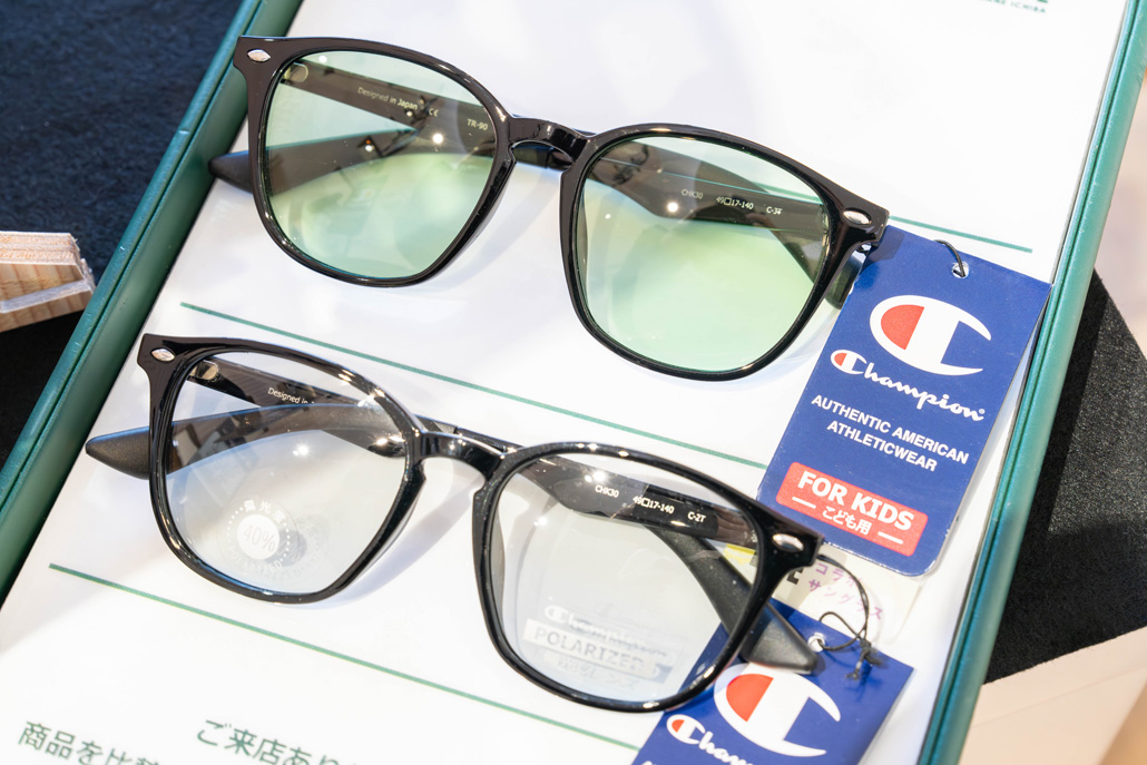 眼鏡市場 こども用サングラスの画像