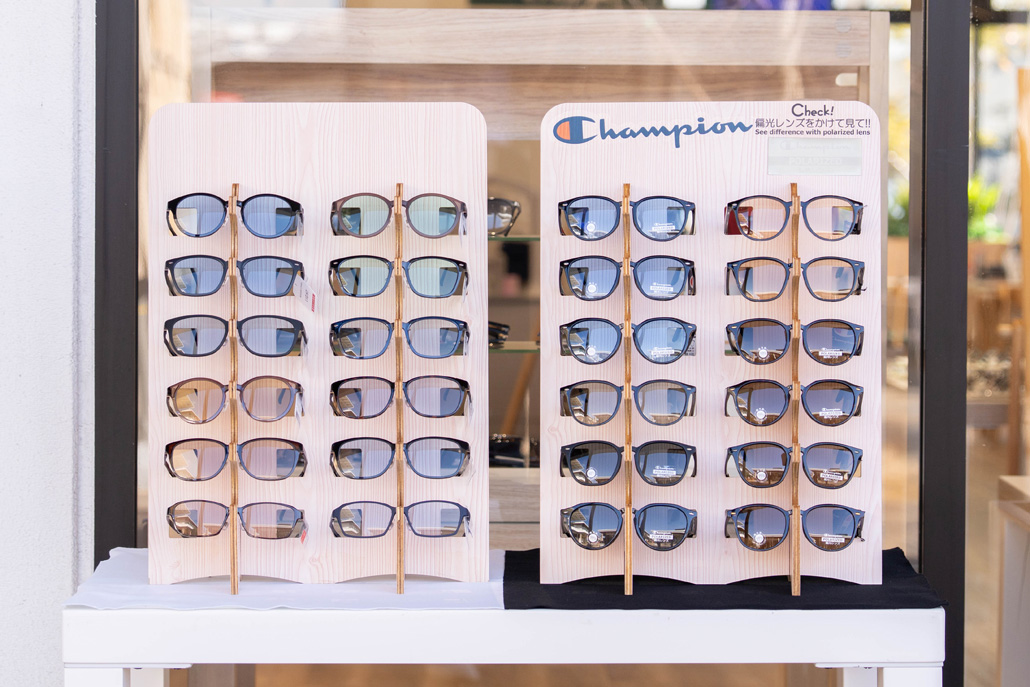 親子コーデも楽しめる!ライトカラーサングラスの画像