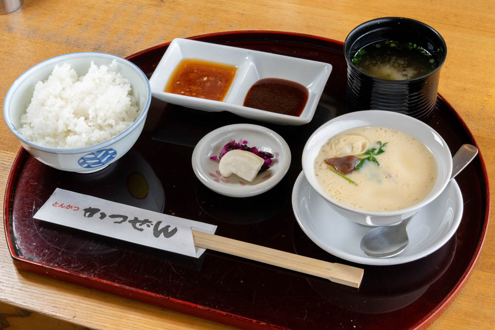 「カツバリエ かつぜん」　いろどりかつ膳の画像3
