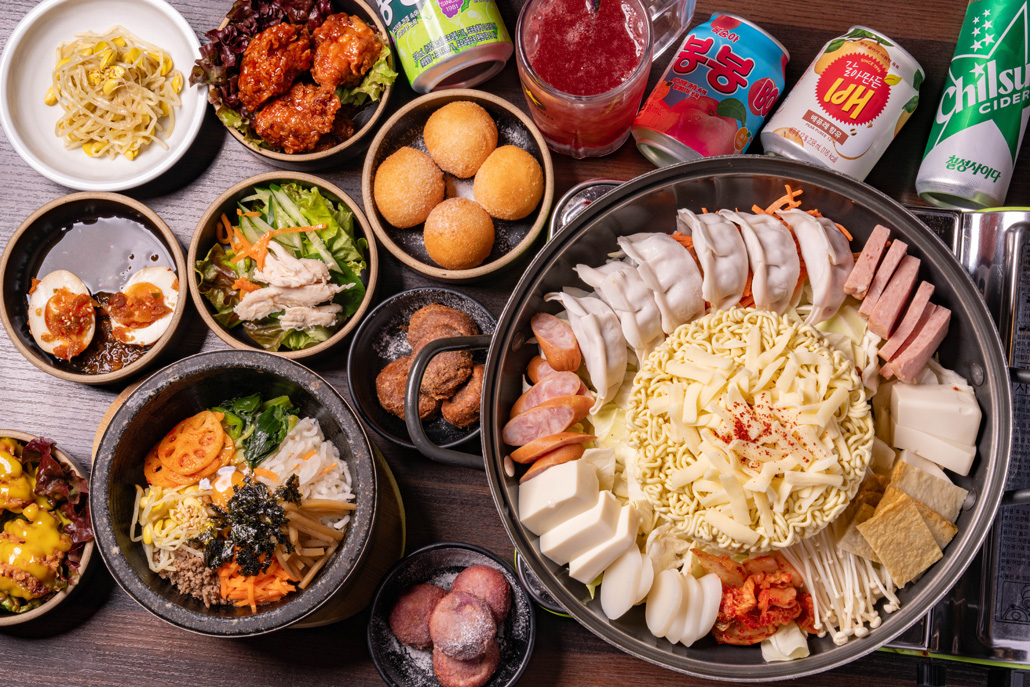 李朝園 プデチゲ食べ放題の画像