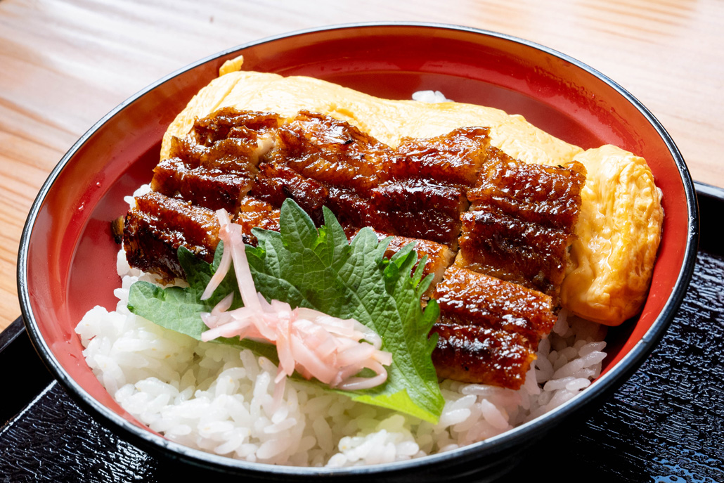 「うな豊」の「うな玉丼」のアップ画像１