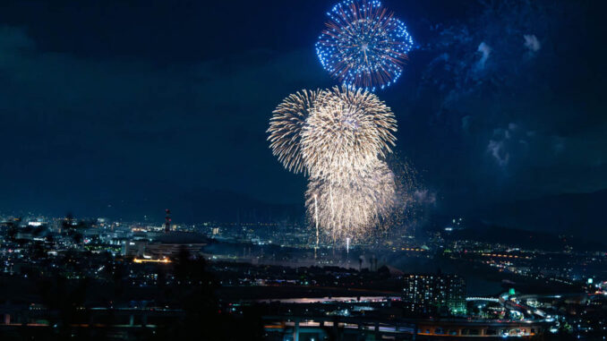 八幡から見た「京都芸術花火２０２６」の画像
