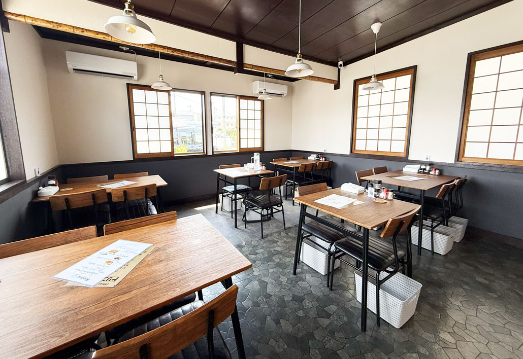 明香キッチン　店内画像
