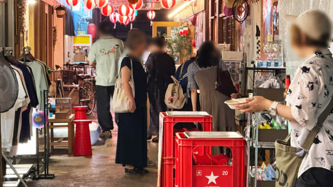 大阪屋マーケットの夜市の画像
