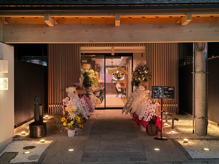 「BUFFALO HUNTER BLOOD KYOTO 伏見桃山店」の画像