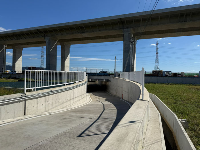 市道１１号線地下道（国道２４号線との交差部）の画像２